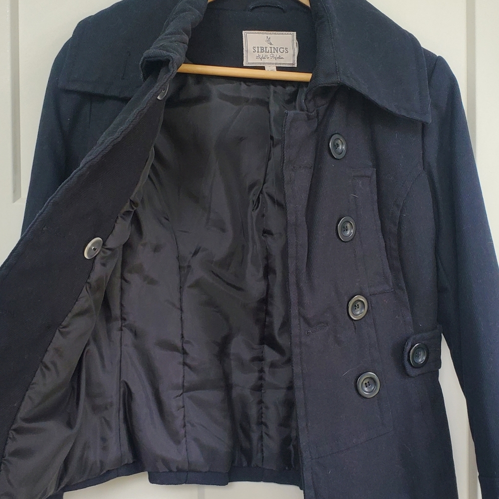 Siblings Jacket - Picture 3 of 6